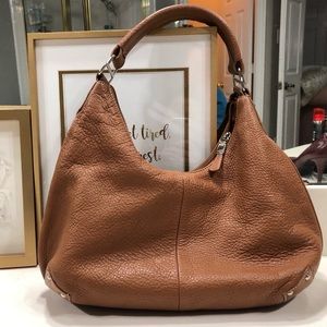 Classic luggage brown leather hobo bag!